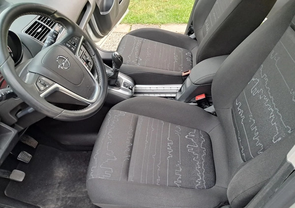 Opel Meriva cena 31900 przebieg: 87500, rok produkcji 2016 z Strzelin małe 92